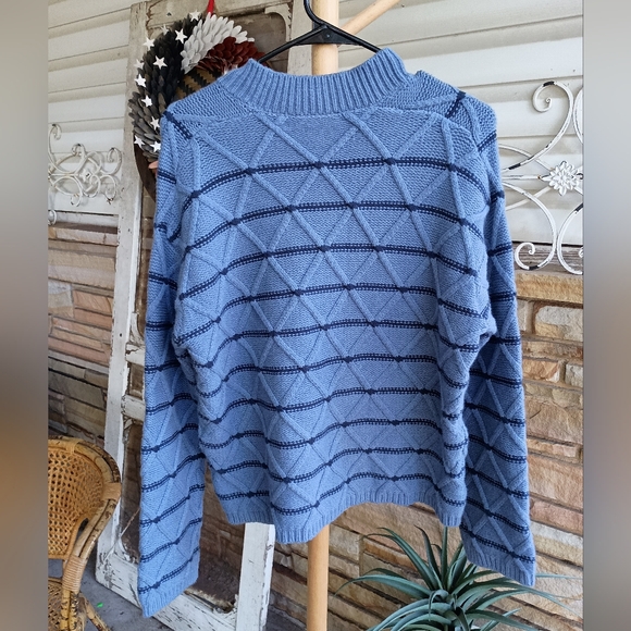 NWOT Anne Taylor Weekend Edition Blue Diamond Knit Sweater_Med - Picture 9 of 10